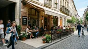 5 Ideas for a Modern Caf&eacute; or Bar Terrace
