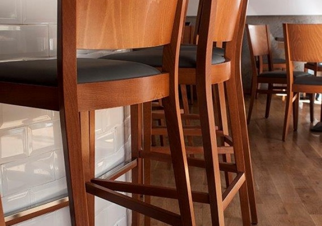 Interior - bar and low stools SONJA